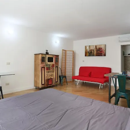 Elica - Sweet Dreams In Apartment